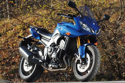 YAMAHA FAZER8