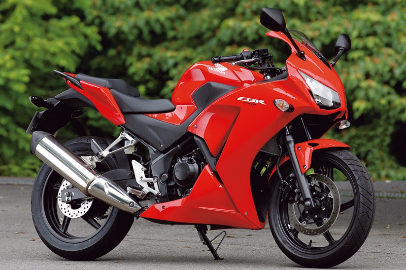 HONDA CBR250R ： - バイク車両インプレ・解説 - タンデムスタイル