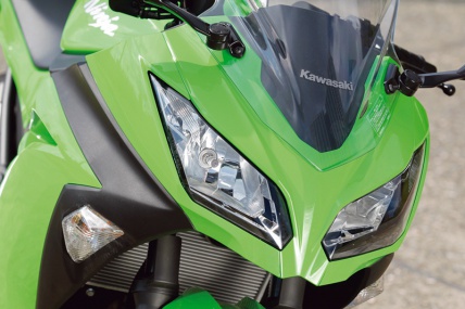 ts_150_ninja250_03