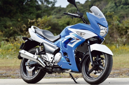 SUZUKI GSR250F