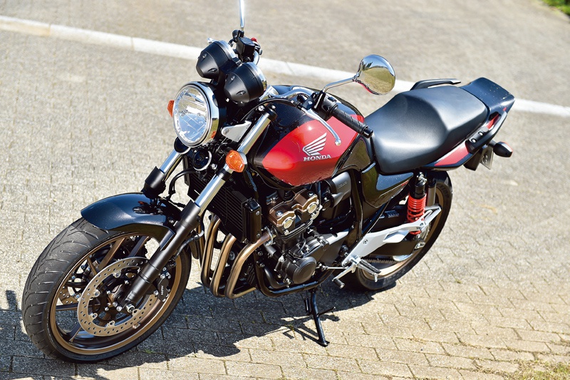 Honda Cb400 Super Four バイクインプレッション タンデムスタイル