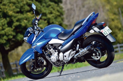 SUZUKI GSR250