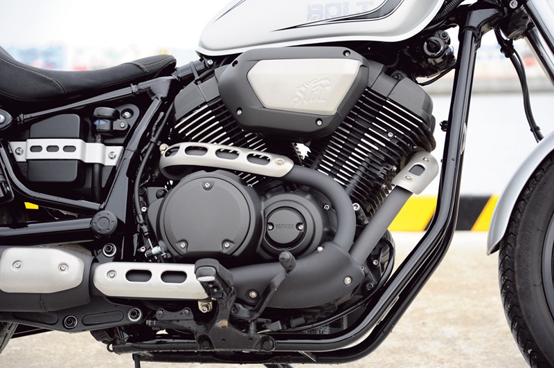 Yamaha Bolt バイクインプレッション タンデムスタイル