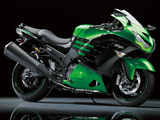 Ninja ZX-14R ZZR1400 2016年モデル　High Grade ハイグレード仕様