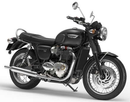 Bonneville-T120_jet_black_Front_quarter