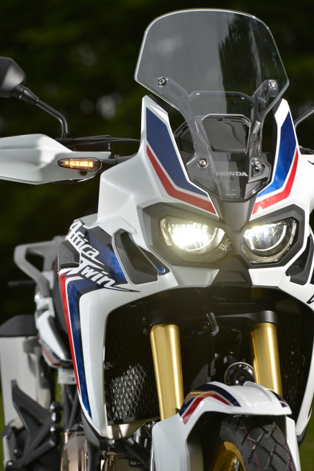 CRF1000L アフリカツイン　AFRICA TWIN トリコロール トリコ