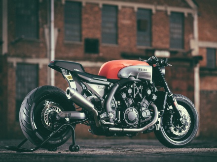 VMAX 'Infrared' by JVB Moto