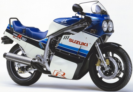 【GSX-R750 30年間の軌跡】1985年 GSX-R750