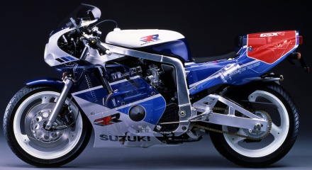 【GSX-R750 30年間の軌跡】1989年 GSX-R750R