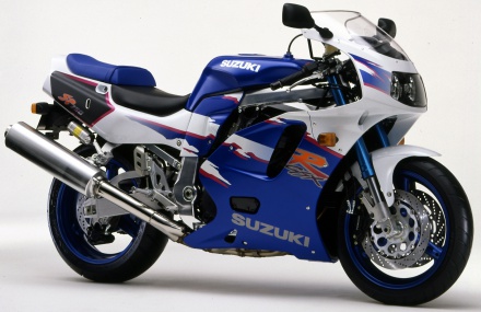 【GSX-R750 30年間の軌跡】1994年 GSX-R750SP