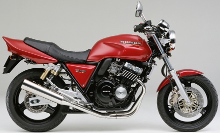 Cb400sfの歴史はここから始まった 1992年 初代 Cb400sf まとめ バイクニュース タンデムスタイル