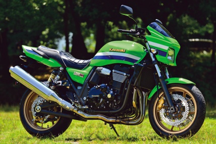 KAWASAKI ZRX1200 DAEG Final Edition