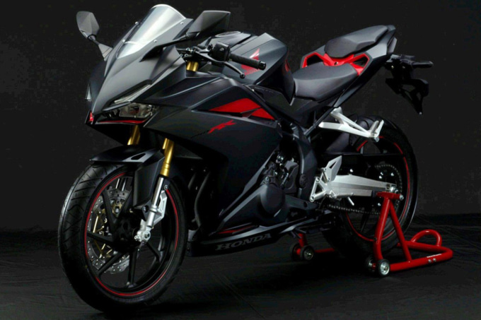 新型cbr250rrが発表 Light Weight Super Sports Conceptを具現化したレーシーな仕上がりだ バイクニュース タンデムスタイル