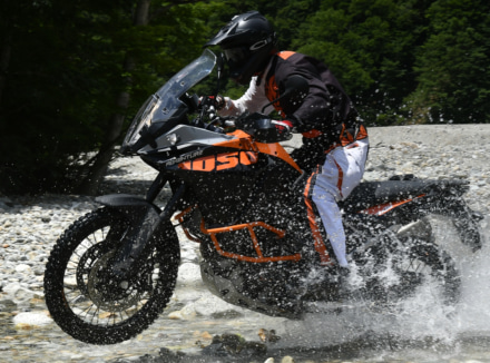 KTM 1050アドベンチャー