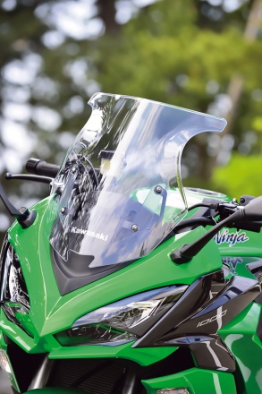 カワサキのNinja1000のスクリーン