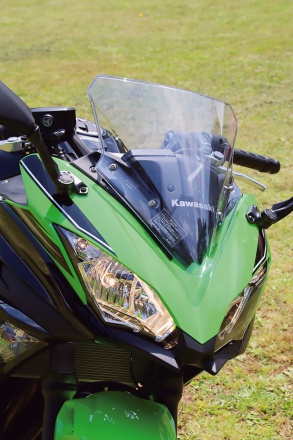 KawasakiのNinja650のフロントまわり