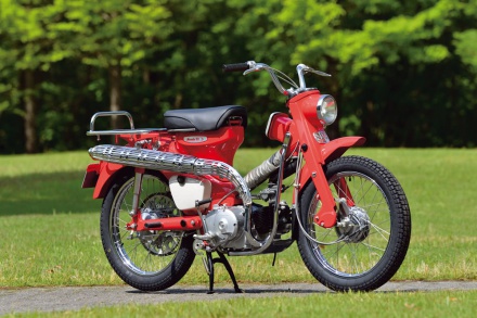 ホンダのハンターカブ90Trail CT200の7：3イメージ