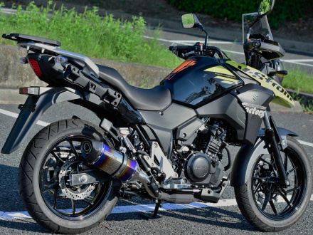 BEAMSより、V-STROM250用のスリップオンマフラー4製品が登場