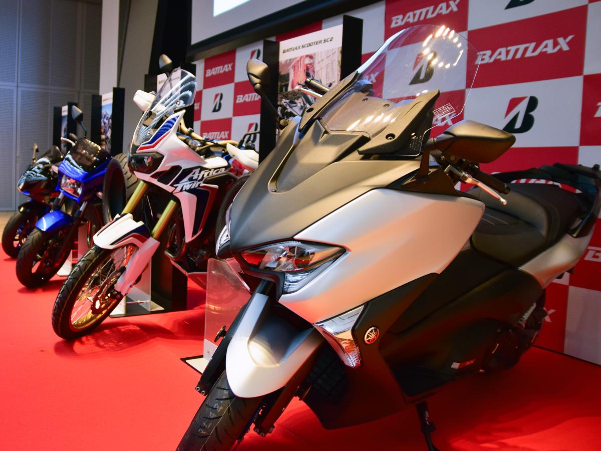 BRIDGESTONEより、BATTLAXシリーズの新タイヤ5モデルが2018年2月に販売開始 バイクニュース タンデムスタイル
