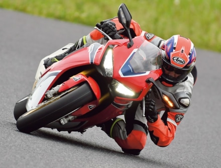 インプレッション“まる読み”に『HONDA CBR1000RR SP【サーキット編】』を追加しました！