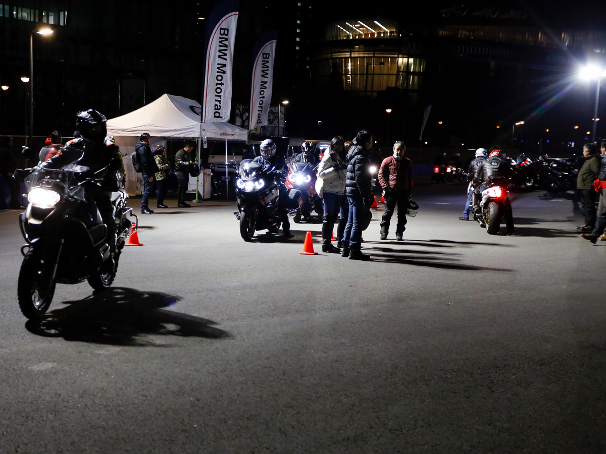 Bmwが主催するミーティングベント 2nd Night Rider Meetingが 18年3月3日19時より開催 バイクニュース タンデムスタイル