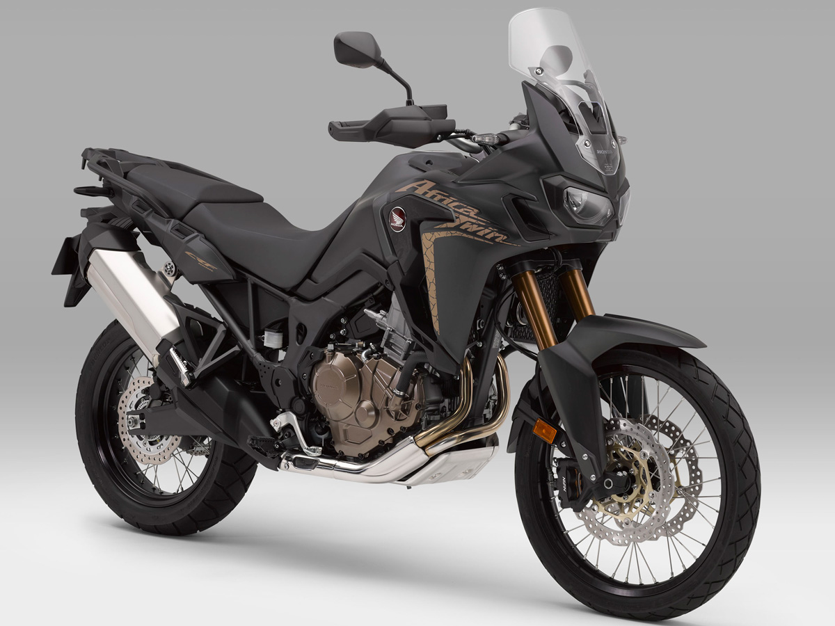 電スロ採用でさらに進化した2018年モデルのCRF1000L AFRICA TWINが登場
