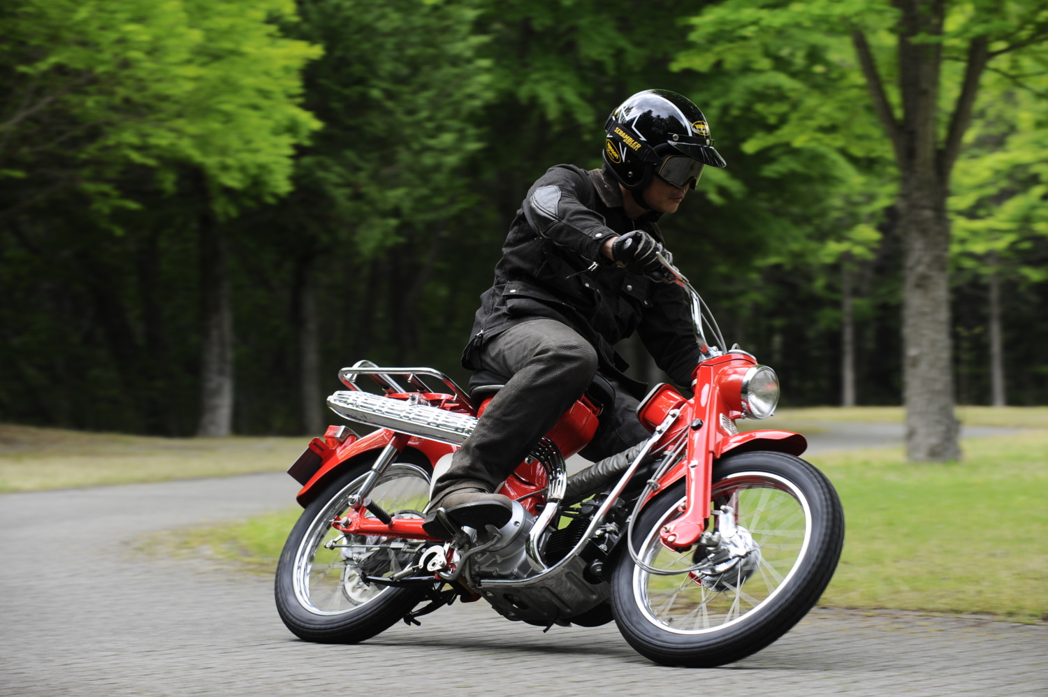 ホンダ・ハンターカブ90Trail CT200をコーナリングインプレッション