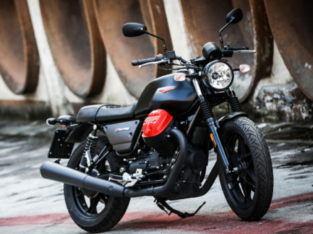 MOTO GUZZI V7Ⅲに、Carbon＆Milanoの名を冠した2台の限定車が登場！