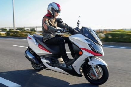 インプレッション“まる読み”にNo.193掲載の『KYMCO G-DINK250i』を追加しました！