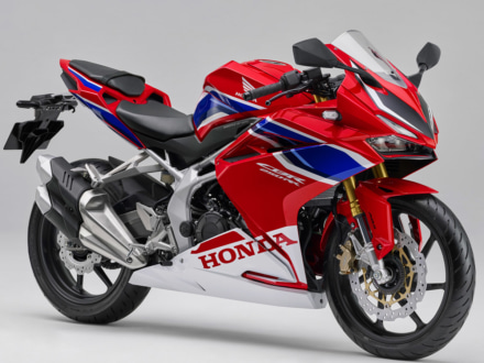 2019年モデルのHONDA CBR250RRが登場！レースイメージの新色が追加＆グラフィックのリニューアルを実施