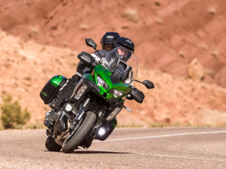 KAWASAKIからVERSYS1000の2019年モデルが発表に！電子制御サスペンション採用のSEモデルも登場