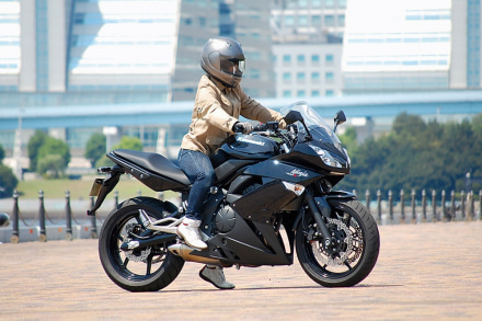 Kawasaki ニンジャ400R