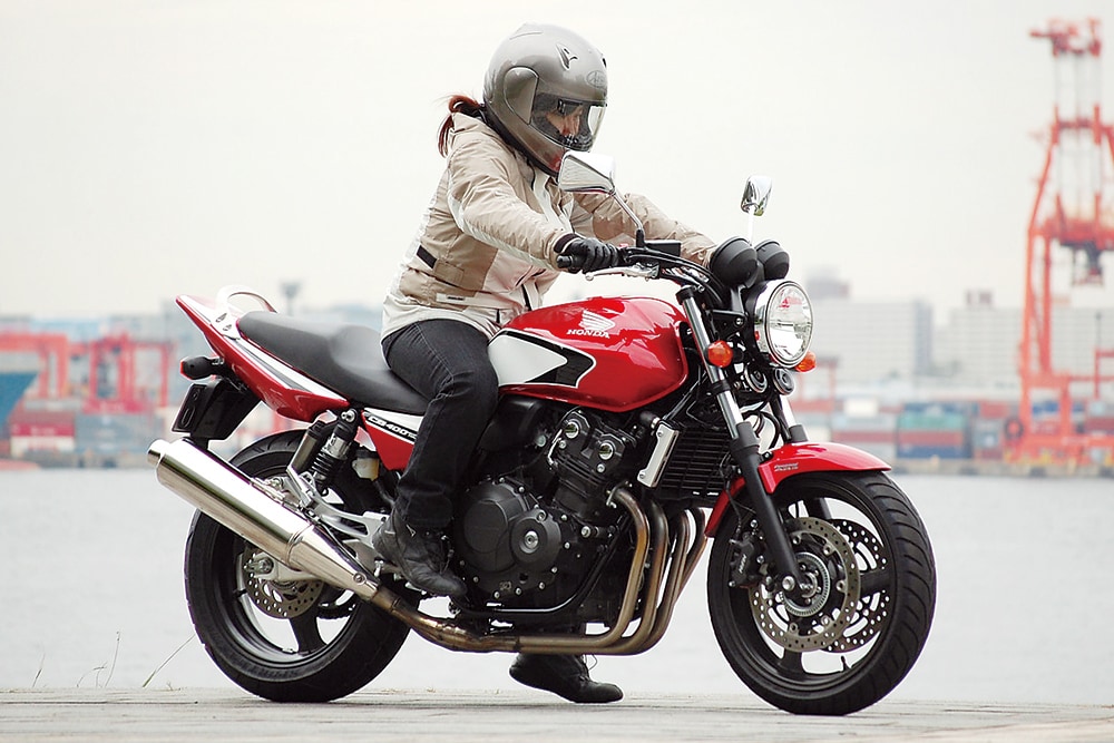 HONDA CB400 SF | バイク足つき アーカイブ | タンデムスタイル