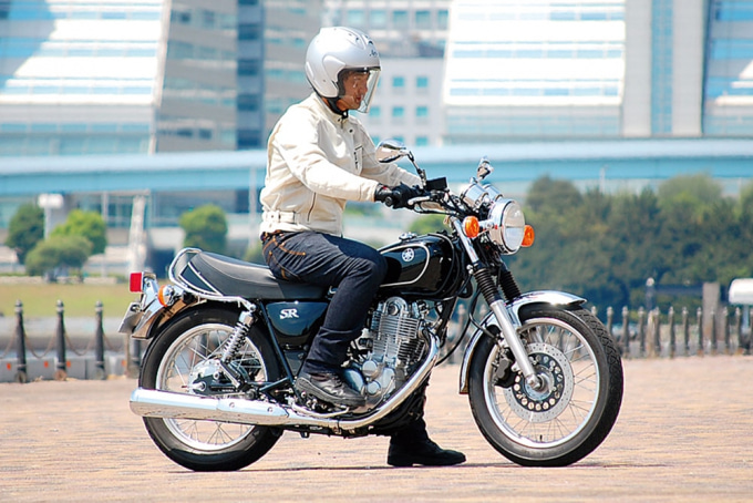 YAMAHA SR400