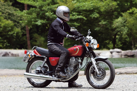 YAMAHA SR400