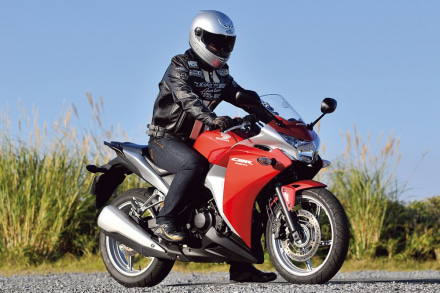 HONDA CBR250R