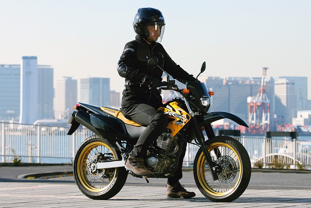 Honda Xr230 モタード バイク足つき アーカイブ タンデムスタイル