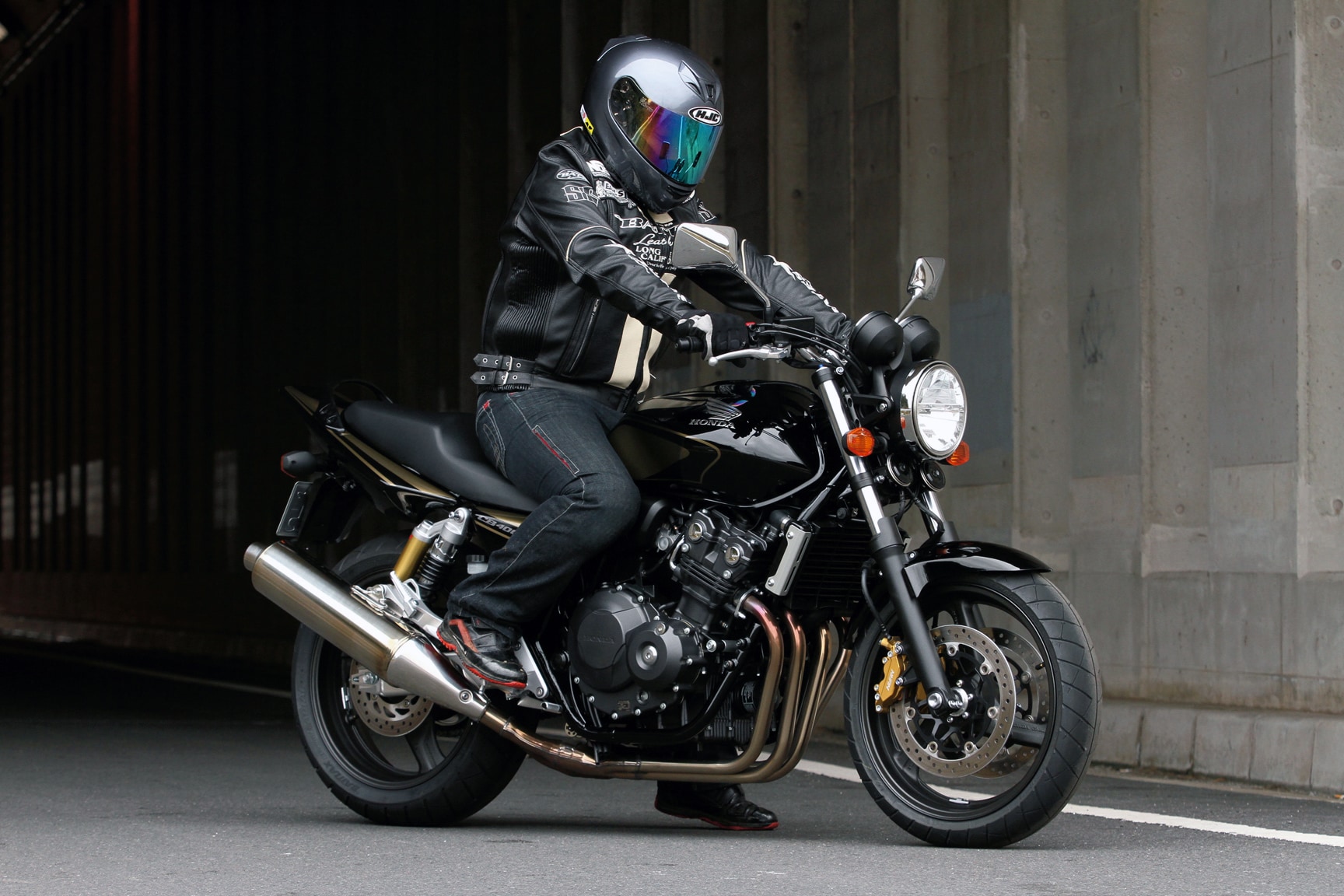 Honda Cb400sf バイク足つき アーカイブ タンデムスタイル