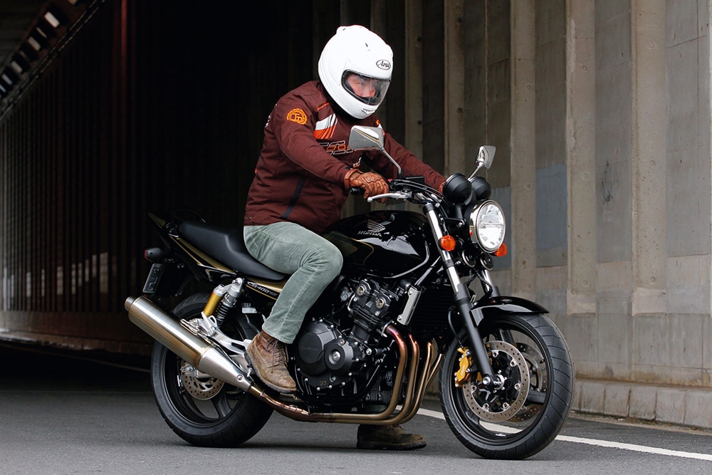 Honda Cb400sf バイク足つき アーカイブ タンデムスタイル