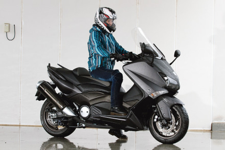 YAMAHA TMAX