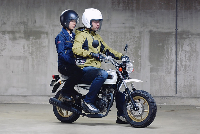 Honda エイプ100 タイプd バイク足つき アーカイブ タンデムスタイル