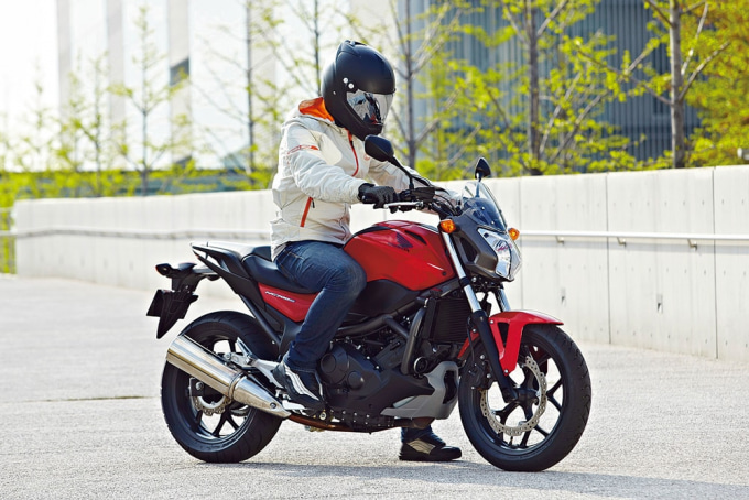 HONDA NC700S