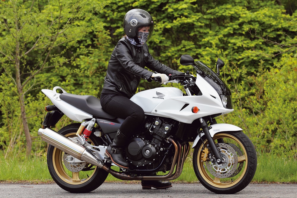 Honda Cb400sb Abs バイク足つき アーカイブ タンデムスタイル