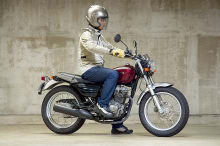 HONDA CB223S