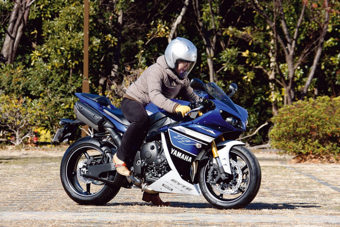 YAMAHA YZF-R1