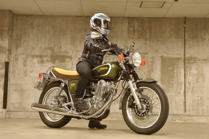 YAMAHA SR400