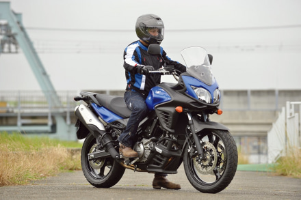 SUZUKI Vストローム650 ABS