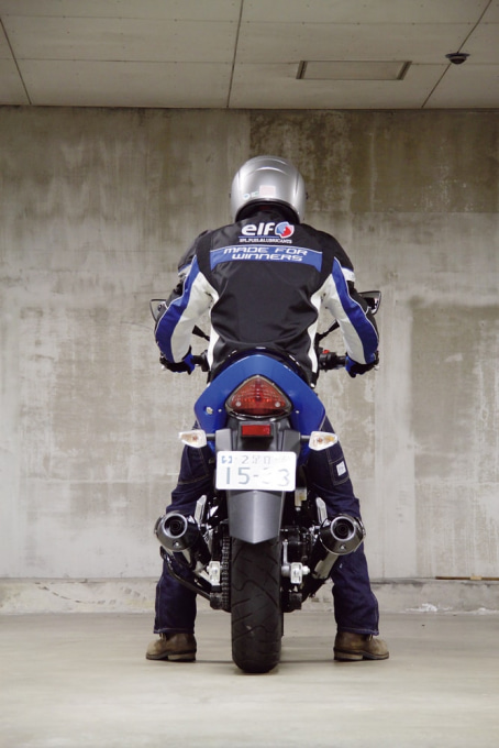 SUZUKI GSR250