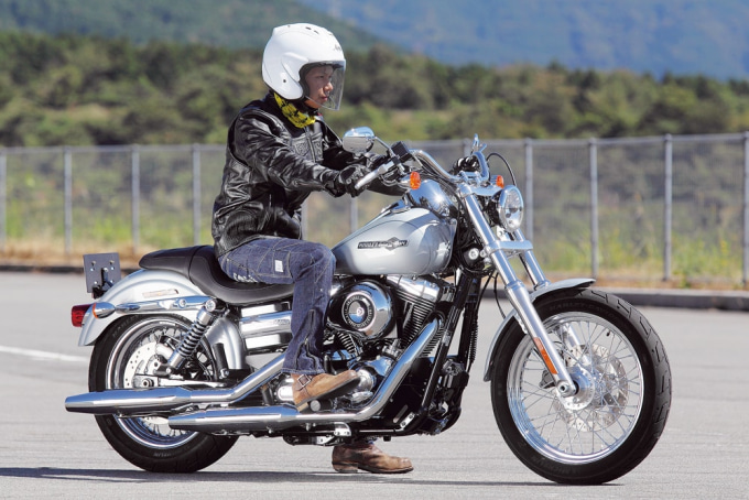 HARLEY-DAVIDSON FXDC スーパーグライドカスタム