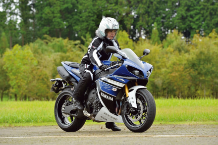 YAMAHA YZF-R1